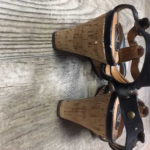 Fun Clark Wedges! - Black Leather, Cork, Size 11M - Picture 3 of 7